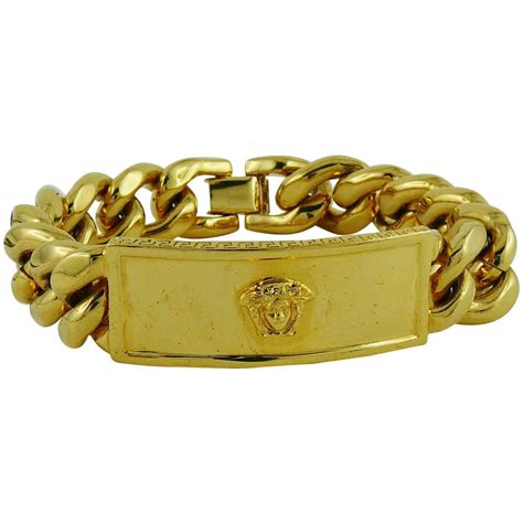 pulseras de oro hombre versace|More.